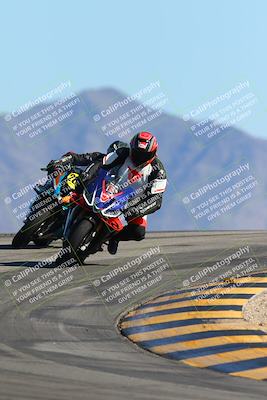 media/Feb-04-2024-SoCal Trackdays (Sun) [[91d6515b1d]]/8-Turn 12 (115pm)/